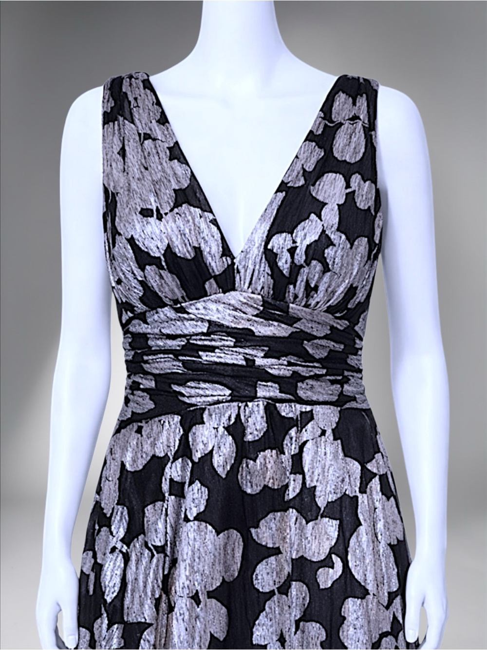 BA Nites Foil Crinkle V-Neck Evening Gown - Picture 11 of 16